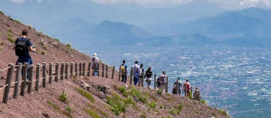 Excursion to Mount Vesuvius